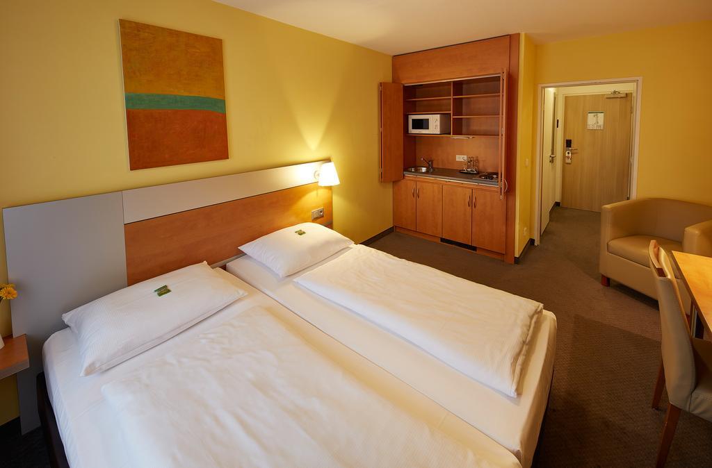 GHOTEL hotel&living München-City Kamer foto